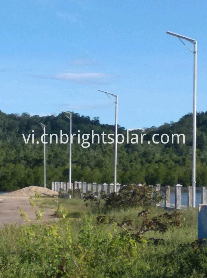 Tích hợp tất cả trong một ánh sáng đường năng lượng mặt trời 80W Integrated All In One Solar Street Light 80w